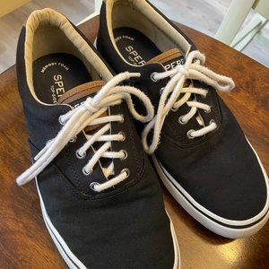 Sperry shoes, size 9.5, black with laces